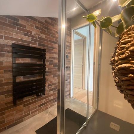 Magnifique Grange Avec Spa / Love Room Saint-Andre-de-Cubzac Exterior photo