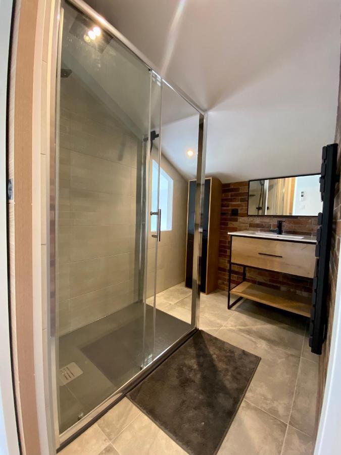 Magnifique Grange Avec Spa / Love Room Saint-Andre-de-Cubzac Exterior photo
