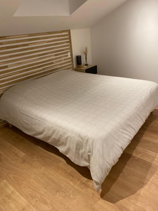 Magnifique Grange Avec Spa / Love Room Saint-Andre-de-Cubzac Exterior photo